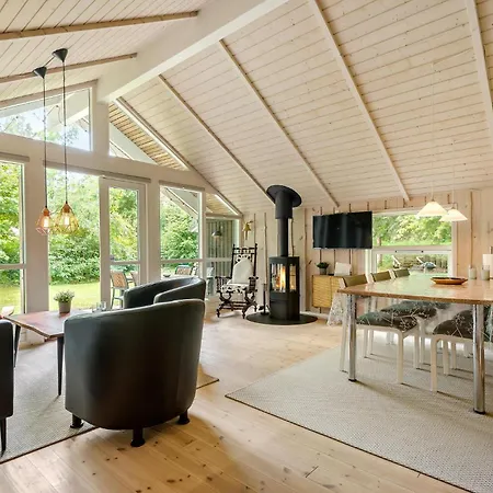 Amazing Home In Ansager With Wifi